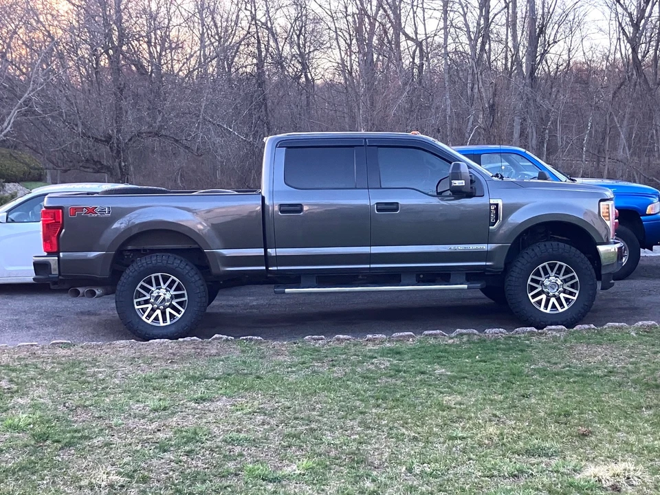 2019 Ford Super Duty 4th Gen - Image 2 of 25