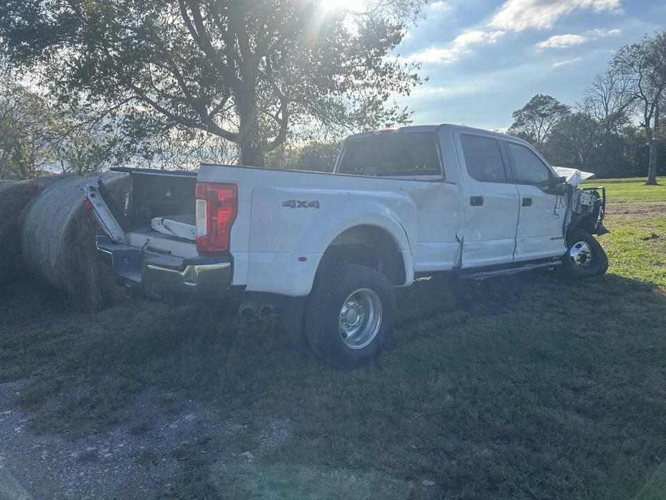 2019 Ford Super Duty 4th Gen - Image 3 of 9