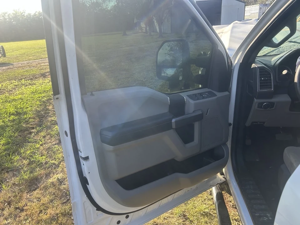 2019 Ford Super Duty 4th Gen - Image 7 of 9