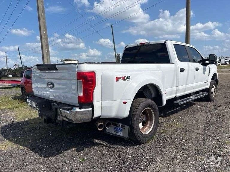 2019 Ford Super Duty 4th Gen - Image 2 of 9