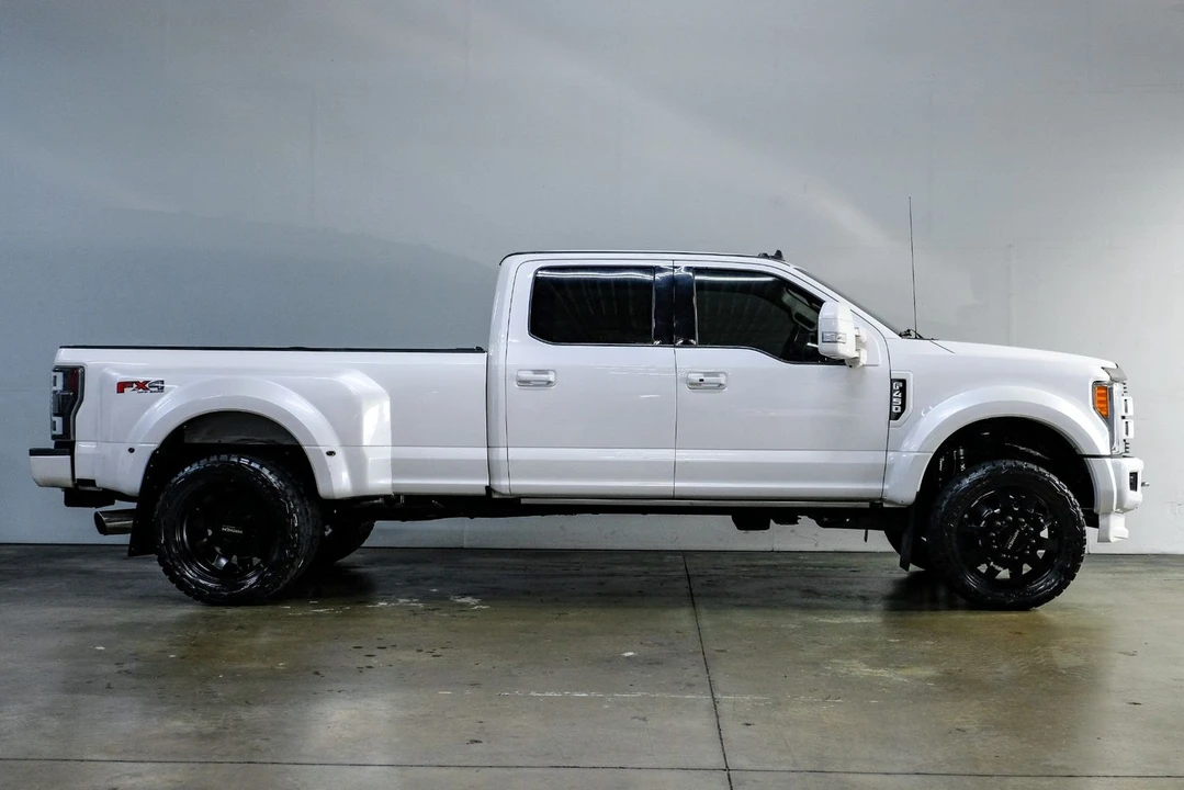 2019 Ford Super Duty 4th Gen - Image 11 of 12