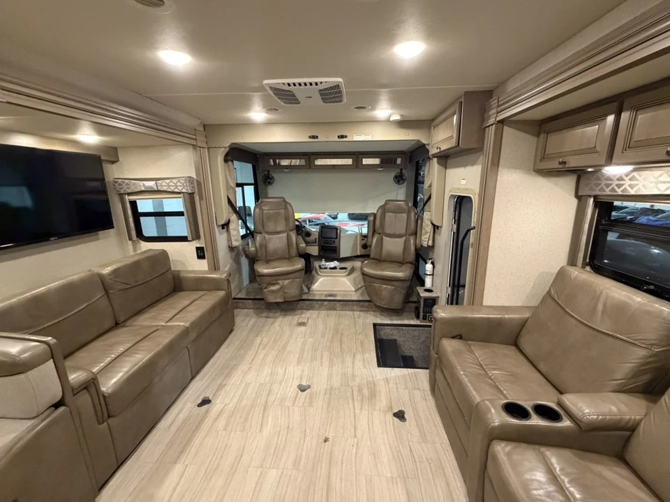 2019 Ford F-Series - Image 4 of 8