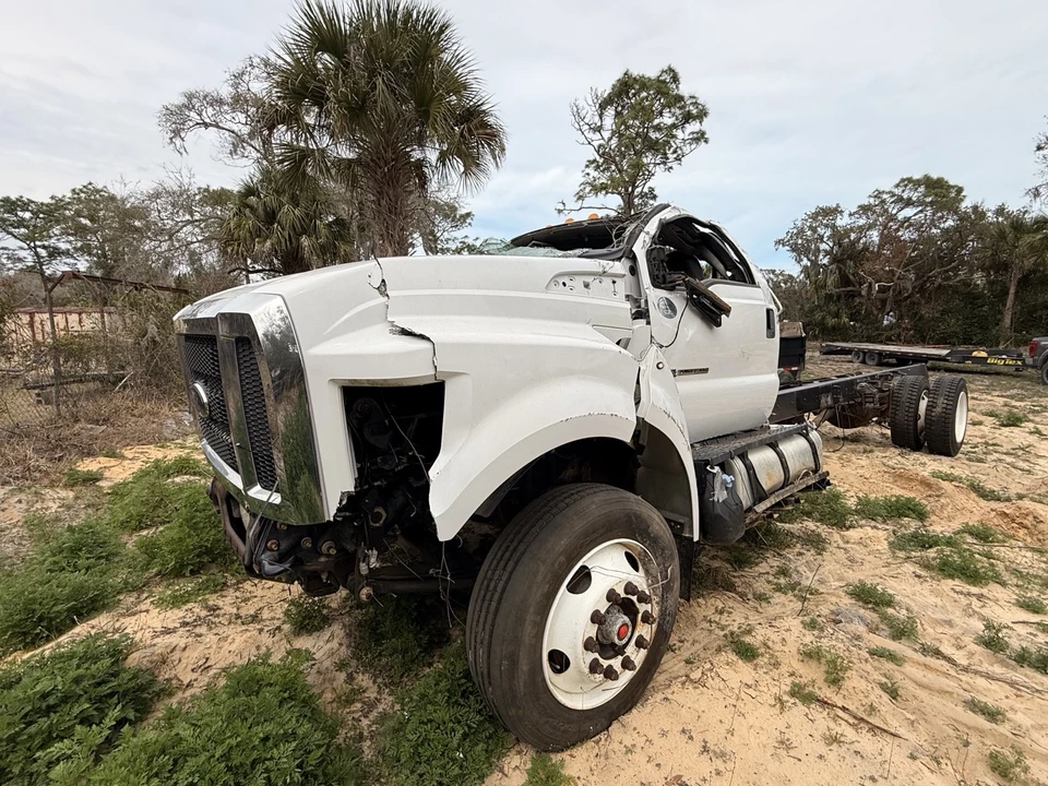 2019 Ford Super Duty 4th Gen - Image 2 of 16
