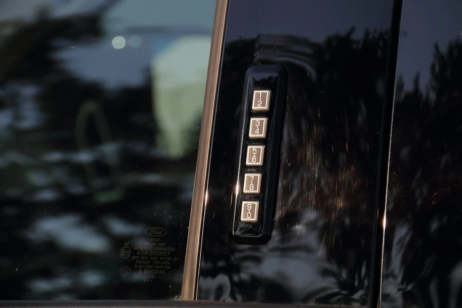 2019 Ford F-150 13th Gen - Image 8 of 31