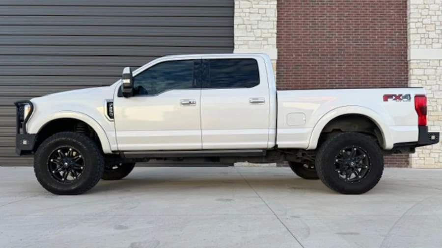 2019 Ford Super Duty 4th Gen - Image 2 of 17