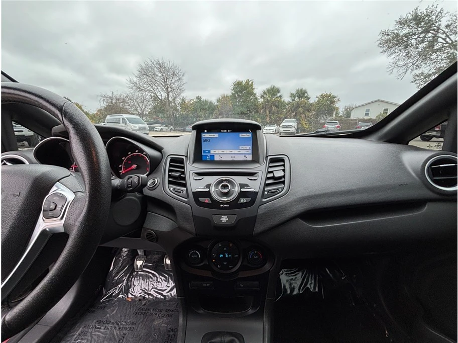2019 Ford Fiesta - Image 11 of 21