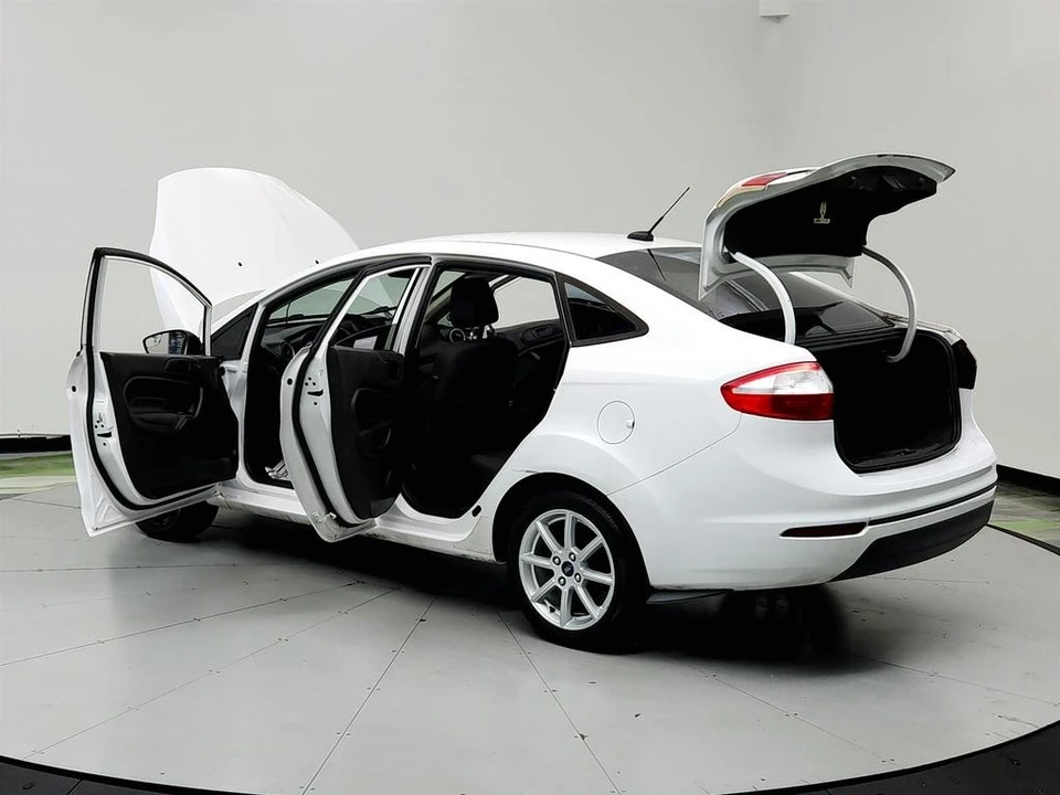 2019 Ford Fiesta - Image 9 of 12