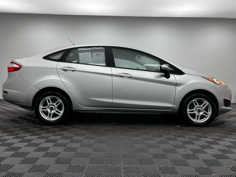 2019 Ford Fiesta - Image 7 of 12