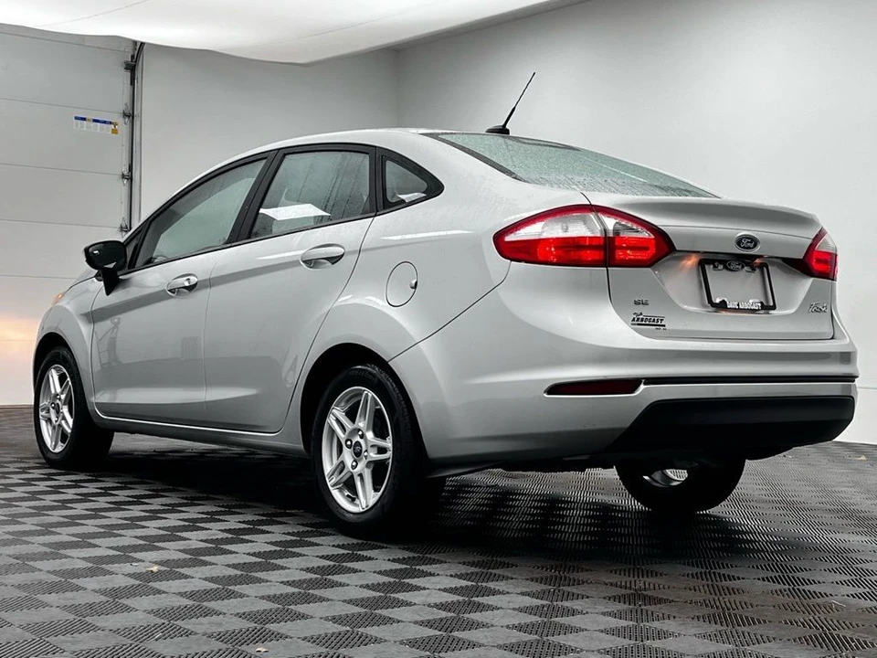 2019 Ford Fiesta - Image 11 of 12