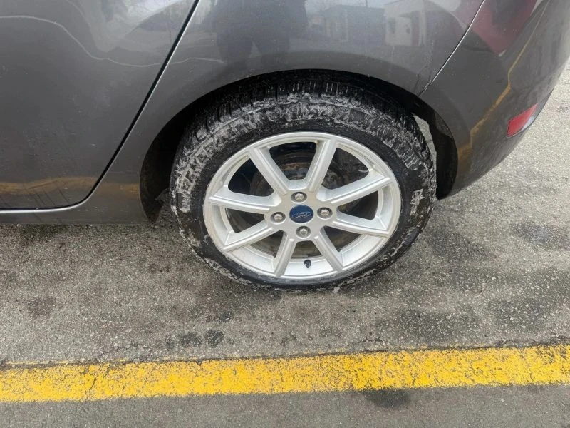 2019 Ford Fiesta - Image 9 of 12