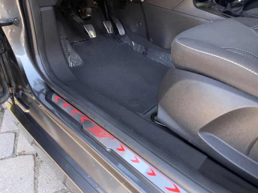 2019 Ford Fiesta - Image 13 of 28