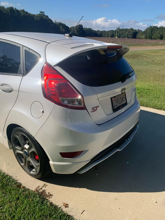 2019 Ford Fiesta - Image 18 of 31