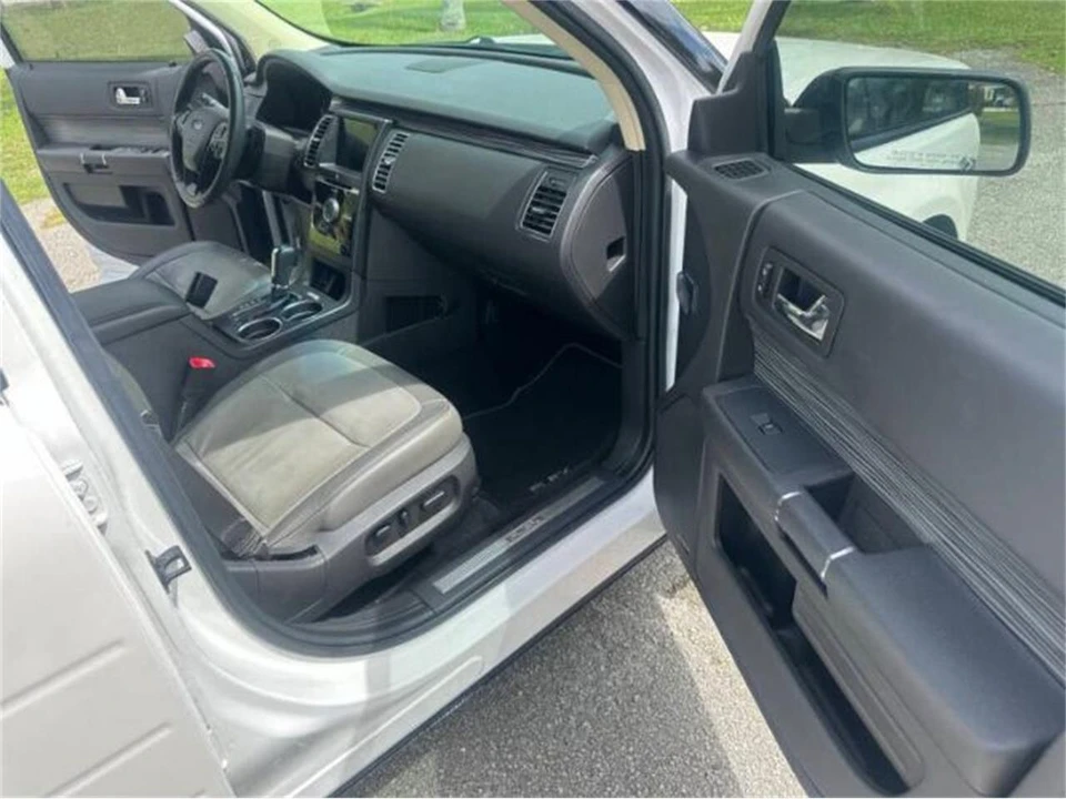 2019 Ford Flex - Image 8 of 21