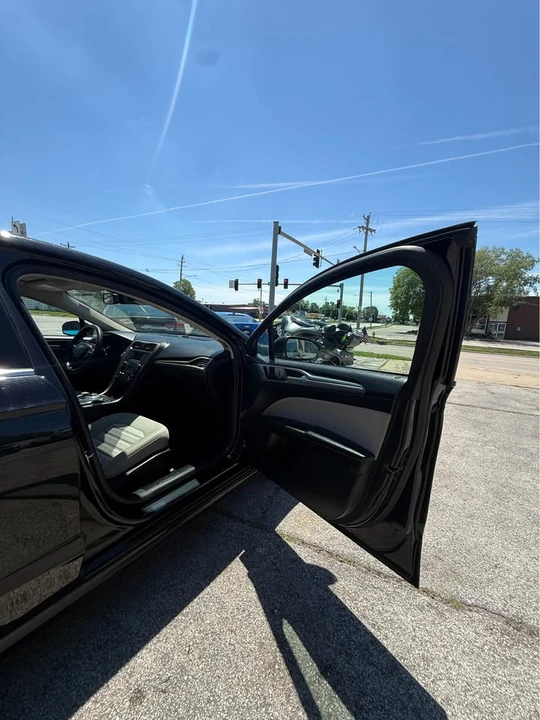 2019 Ford Fusion 2nd Gen - Image 9 of 9