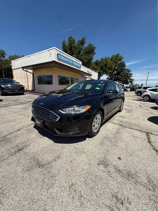 2019 Ford Fusion 2nd Gen - Image 2 of 9