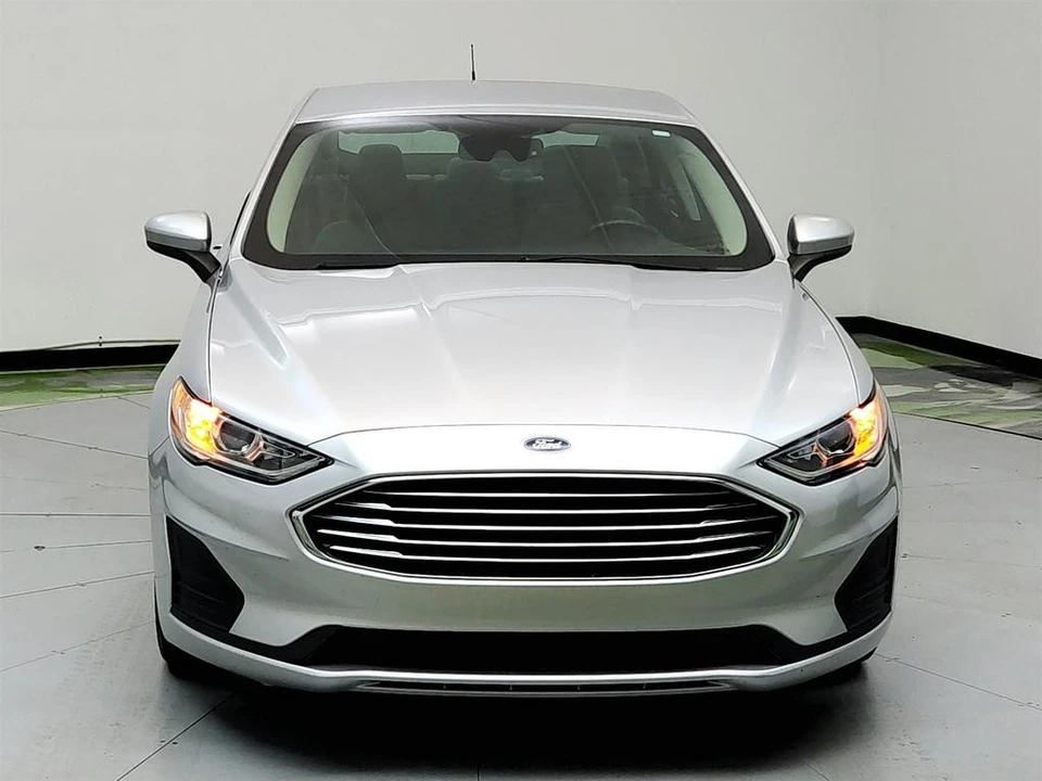 2019 Ford Fusion 2nd Gen - Image 2 of 12