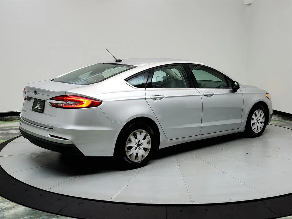 2019 Ford Fusion 2nd Gen - Image 5 of 12