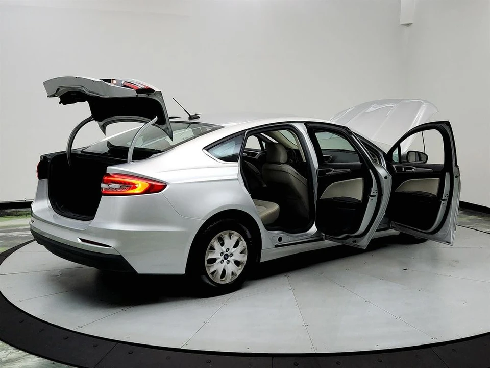 2019 Ford Fusion 2nd Gen - Image 11 of 21