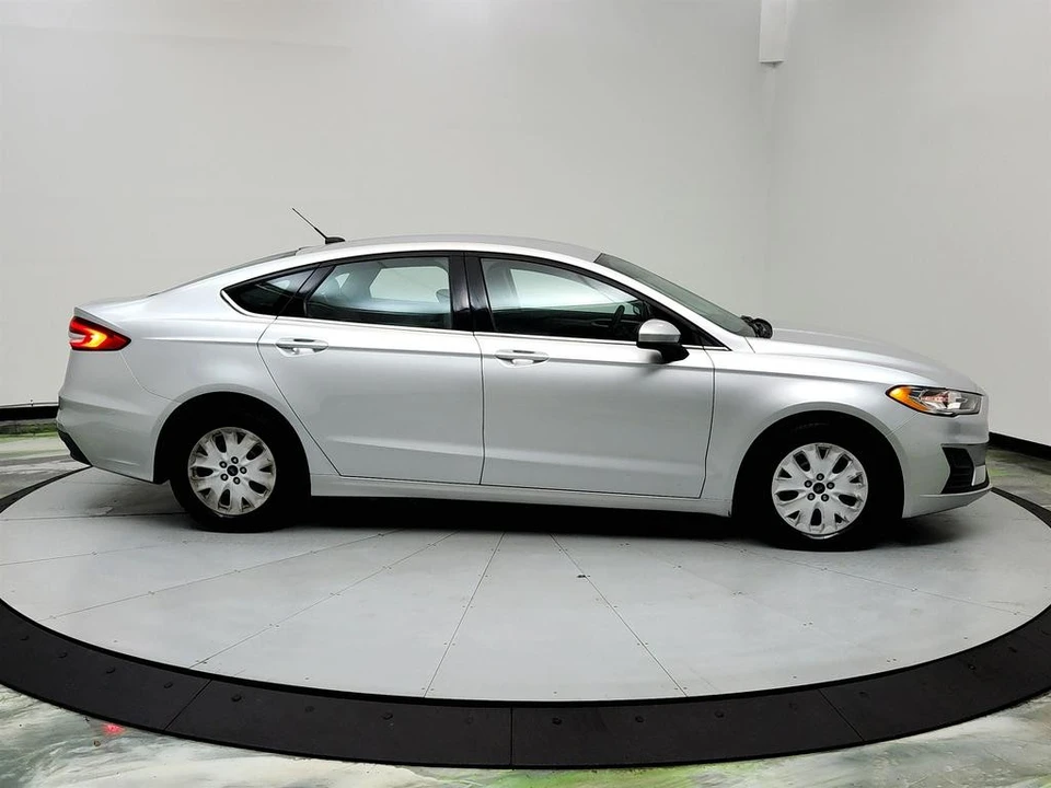 2019 Ford Fusion 2nd Gen - Image 4 of 21