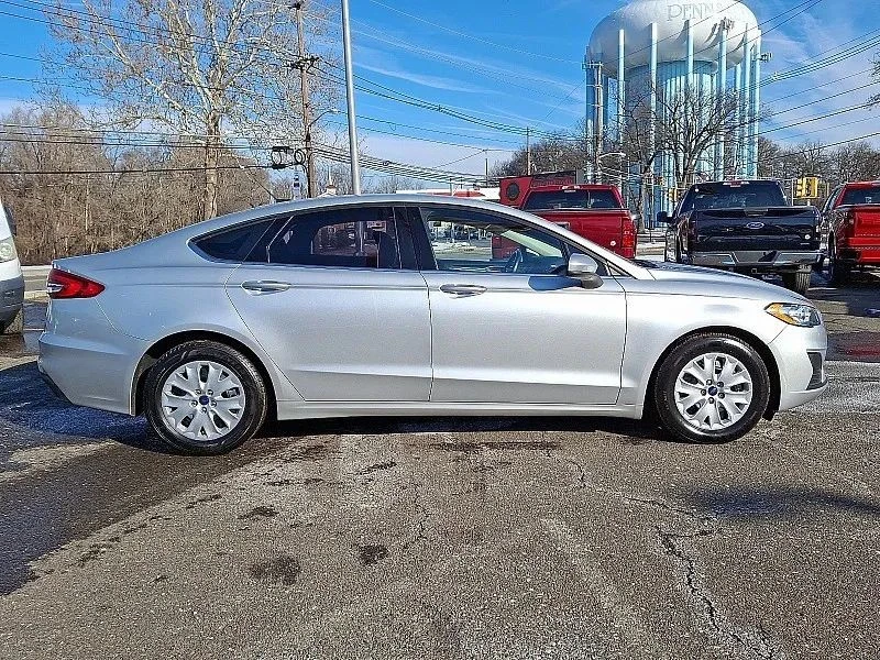 2019 Ford Fusion 2nd Gen - Image 8 of 12
