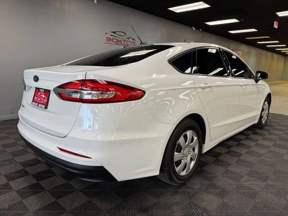 2019 Ford Fusion 2nd Gen - Image 14 of 31