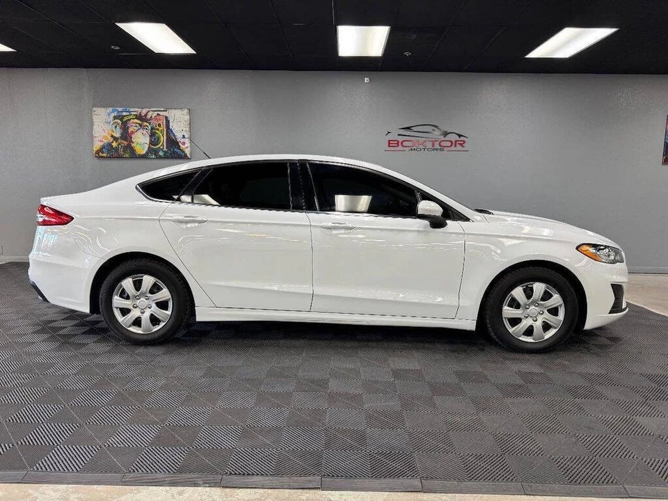 2019 Ford Fusion 2nd Gen - Image 17 of 31