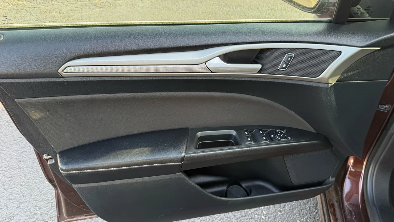 2019 Ford Fusion 2nd Gen - Image 19 of 21