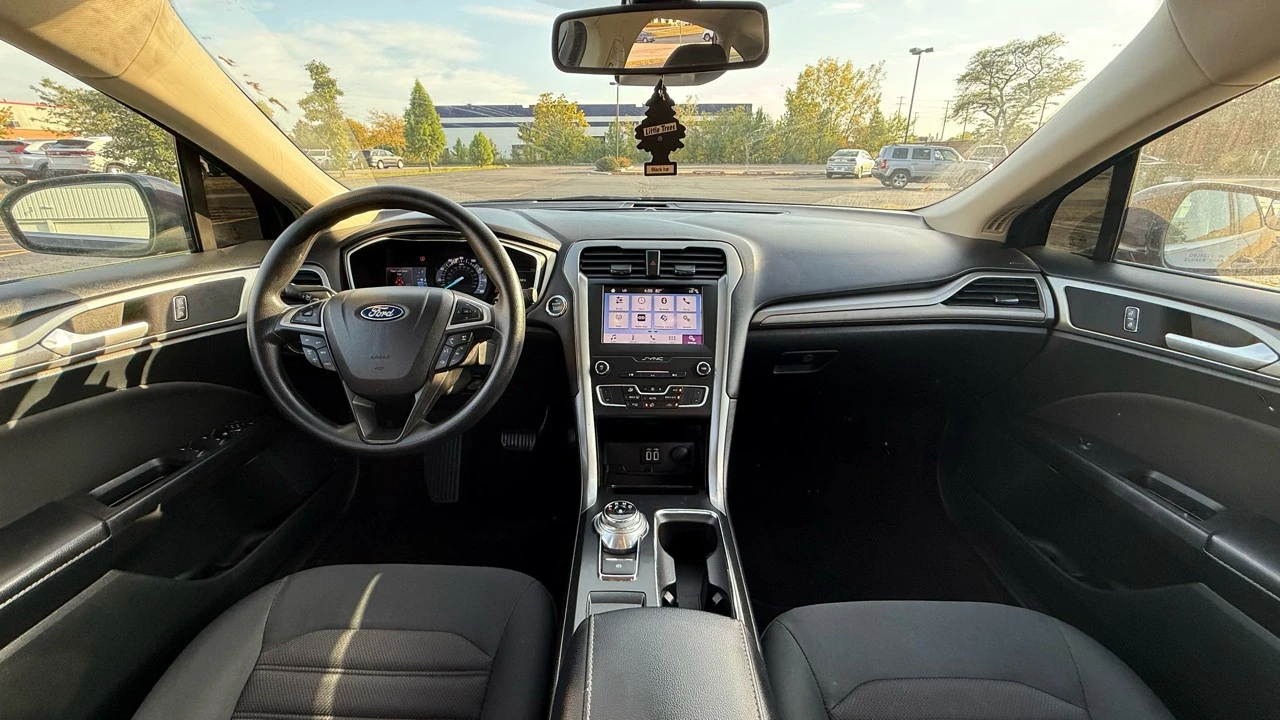 2019 Ford Fusion 2nd Gen - Image 15 of 21