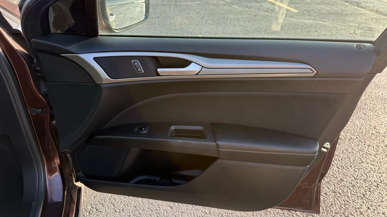2019 Ford Fusion 2nd Gen - Image 20 of 21