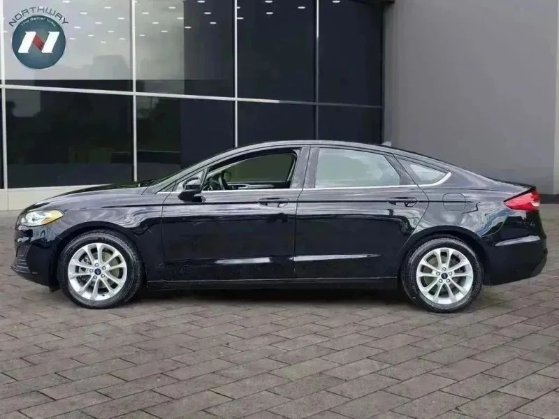 2019 Ford Fusion 2nd Gen - Image 2 of 12