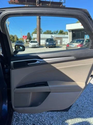 2019 Ford Fusion 2nd Gen - Image 16 of 17