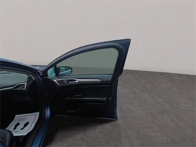 2019 Ford Fusion 2nd Gen - Image 16 of 21