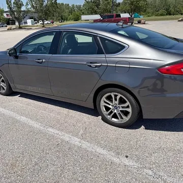 2019 Ford Fusion SEL