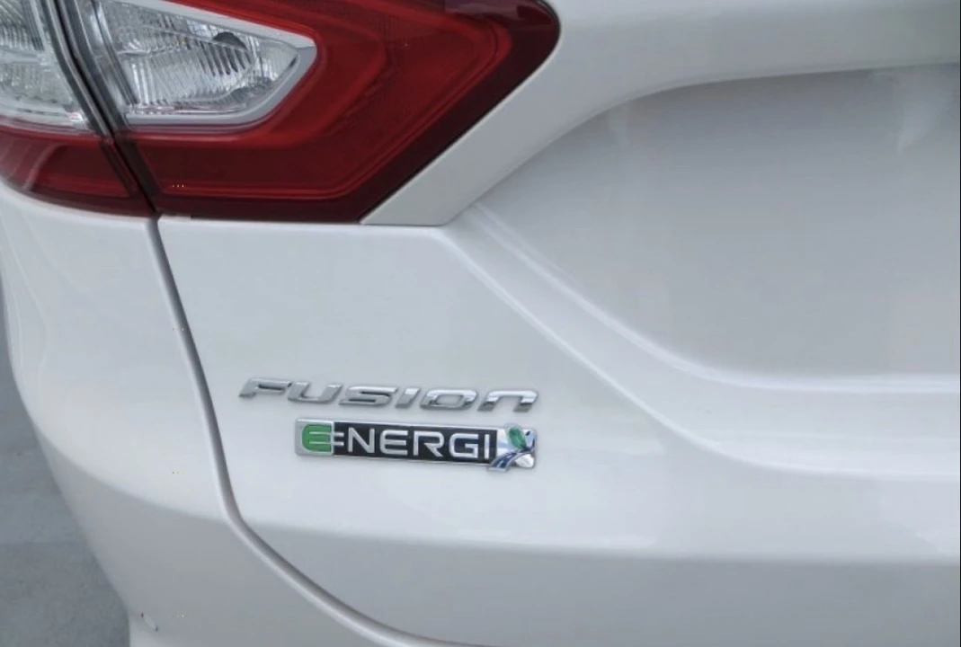 2019 Ford Fusion 2nd Gen - Image 3 of 4