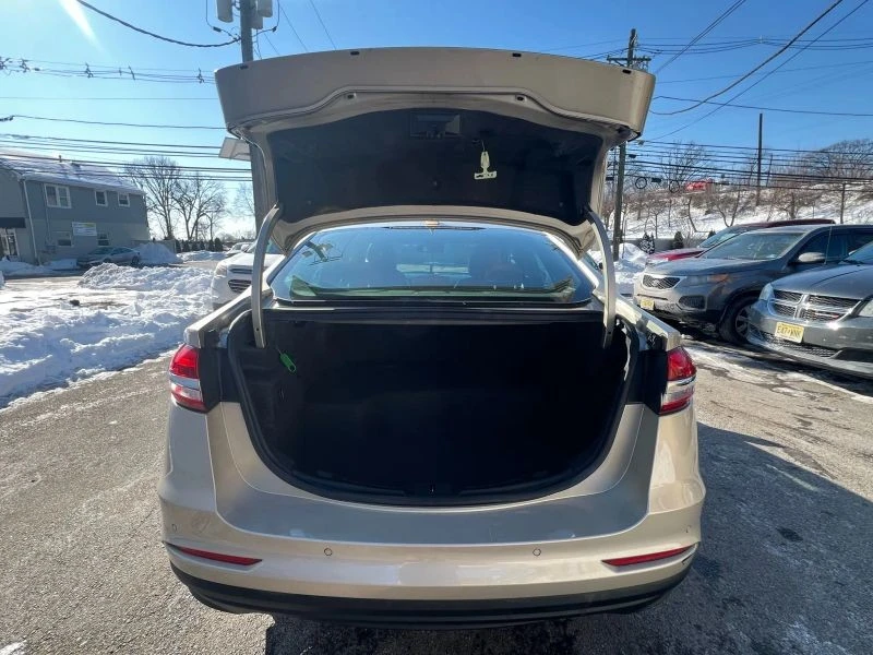 2019 Ford Fusion 2nd Gen - Image 9 of 12