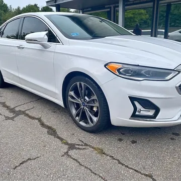 2019 Ford Fusion Titanium Sedan 4D
