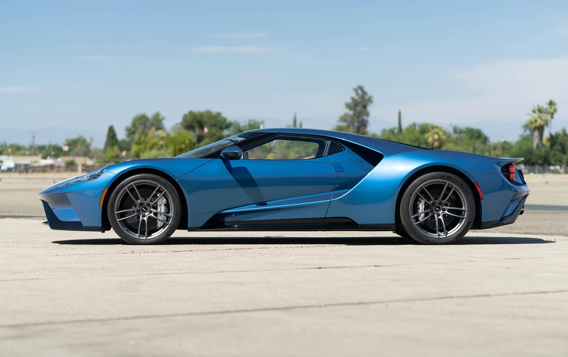 2019 Ford GT 2nd Gen - Image 2 of 31