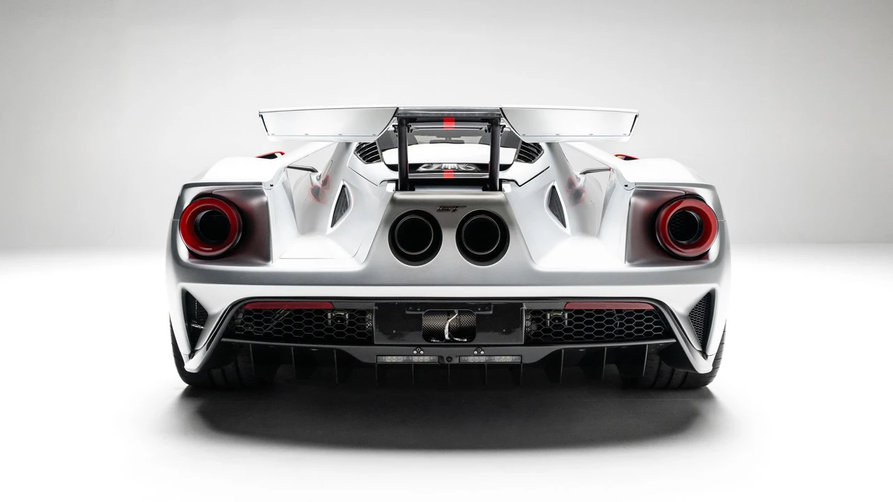 2019 Ford GT 2nd Gen - Image 2 of 31