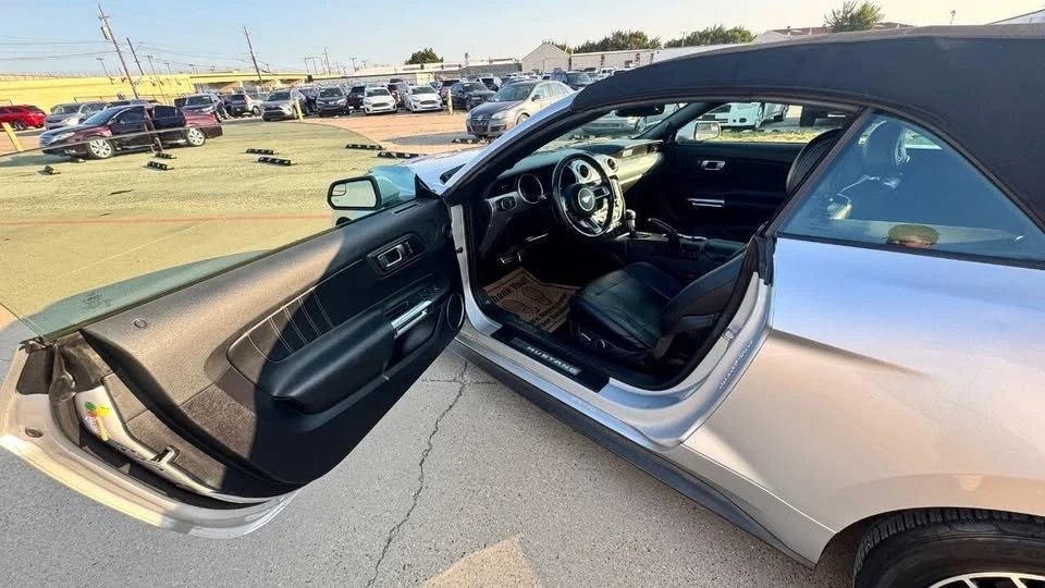 2019 Ford S550 Mustang - Image 8 of 15