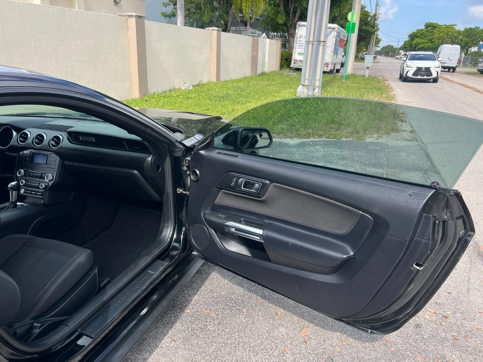 2019 Ford S550 Mustang - Image 24 of 31