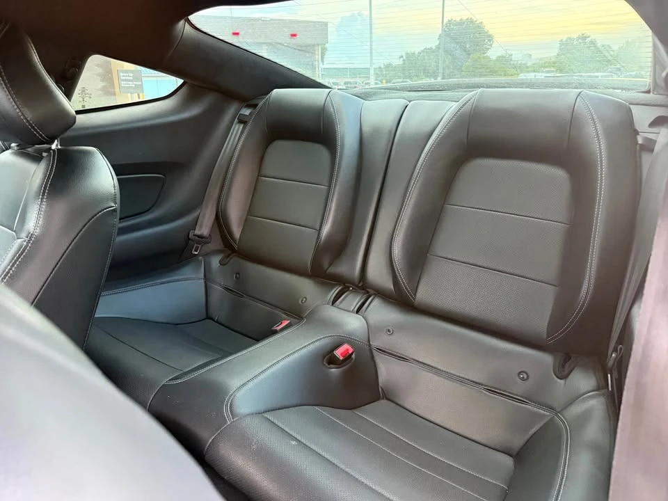 2019 Ford S550 Mustang - Image 10 of 19