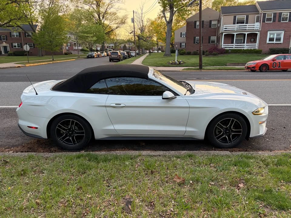 2019 Ford S550 Mustang - Image 2 of 13