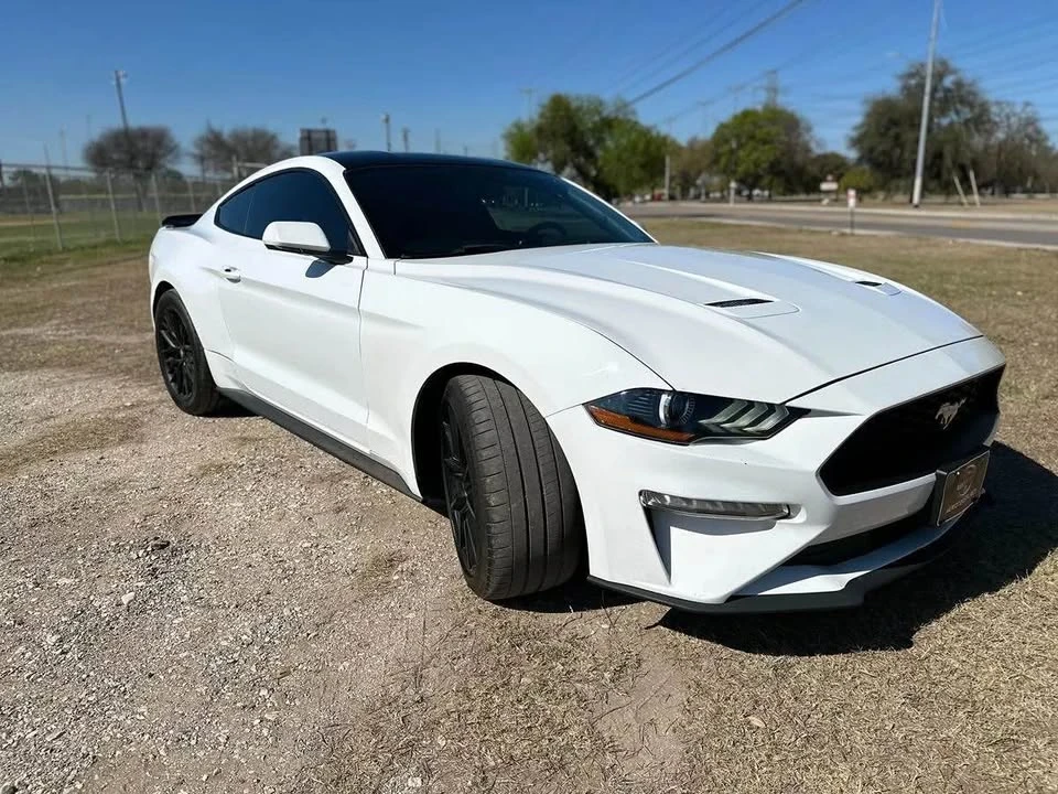 2019 Ford S550 Mustang - Image 2 of 19
