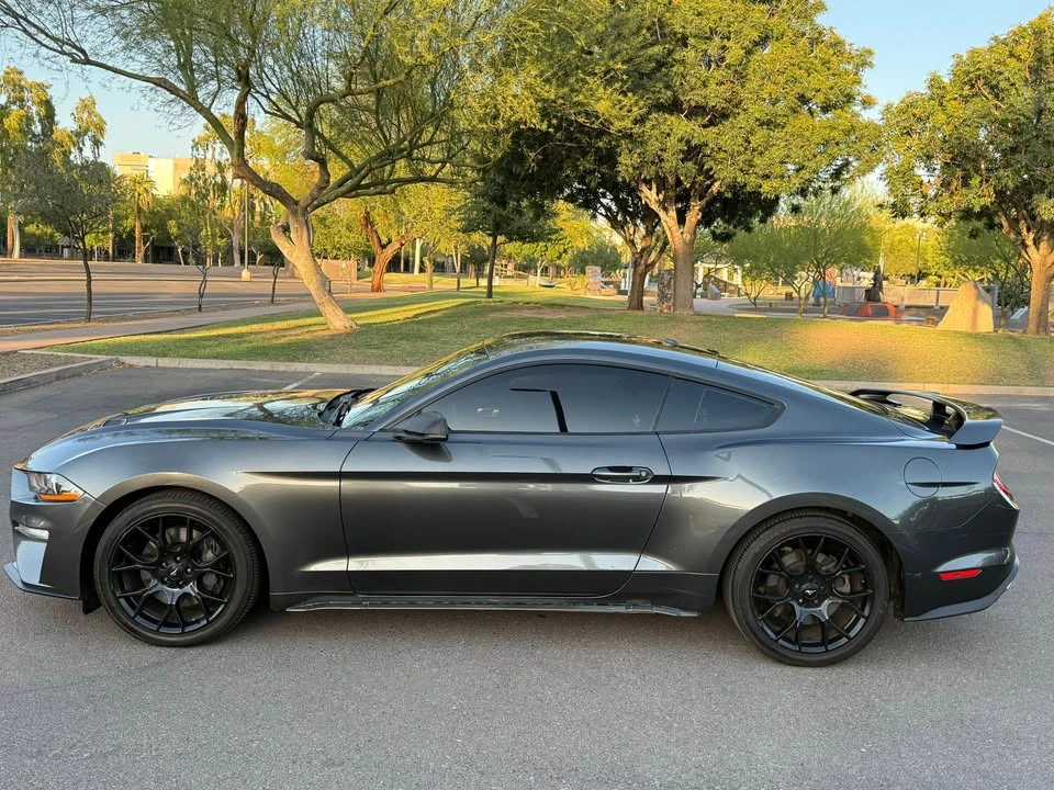 2019 Ford S550 Mustang - Image 2 of 12