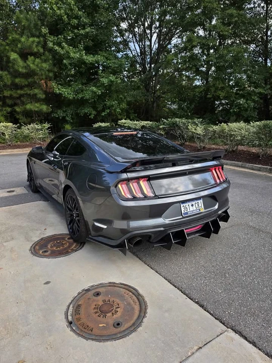 2019 Ford S550 Mustang - Image 2 of 12