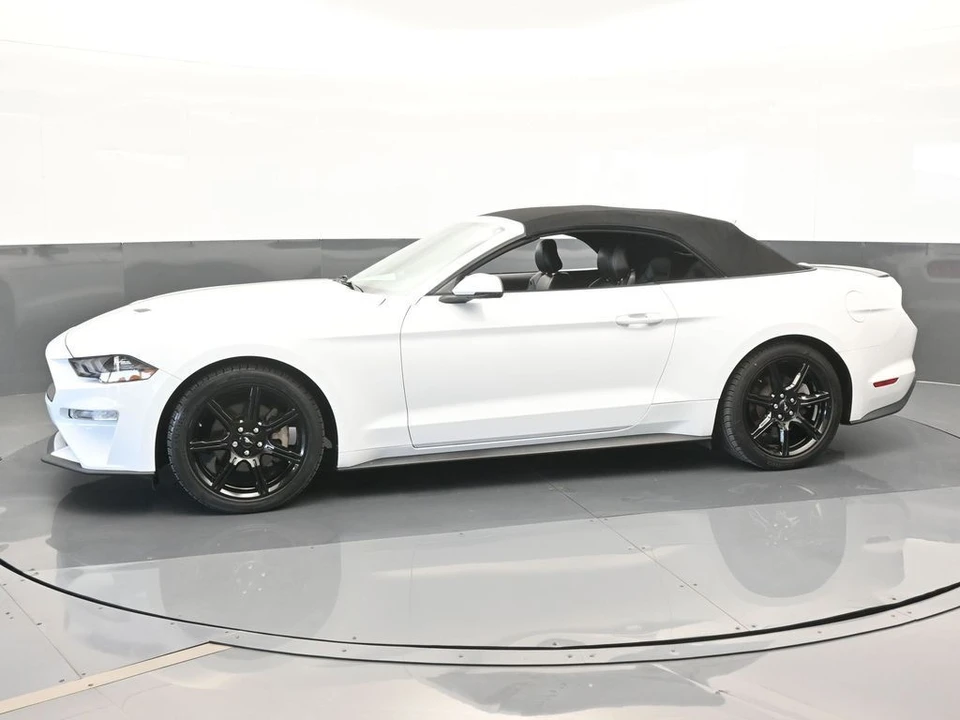2019 Ford S550 Mustang - Image 2 of 12