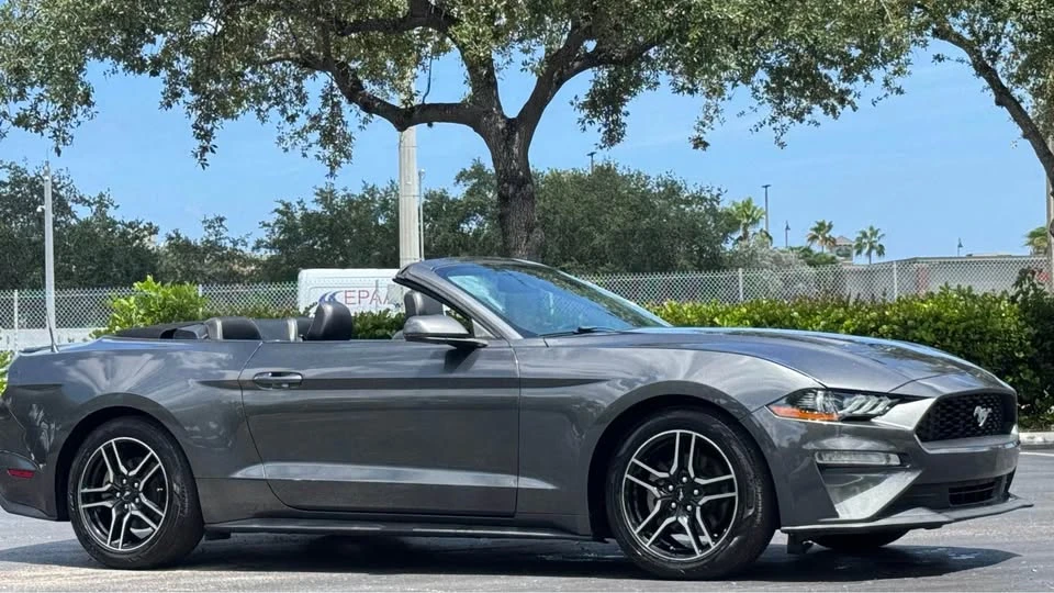 2019 Ford S550 Mustang - Image 2 of 16