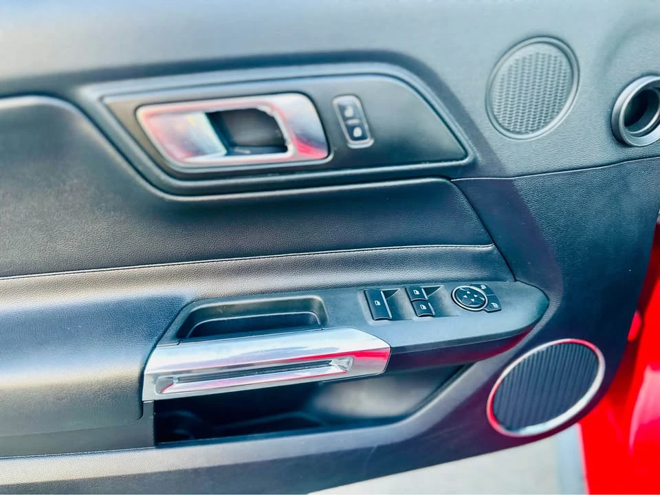 2019 Ford S550 Mustang - Image 8 of 19