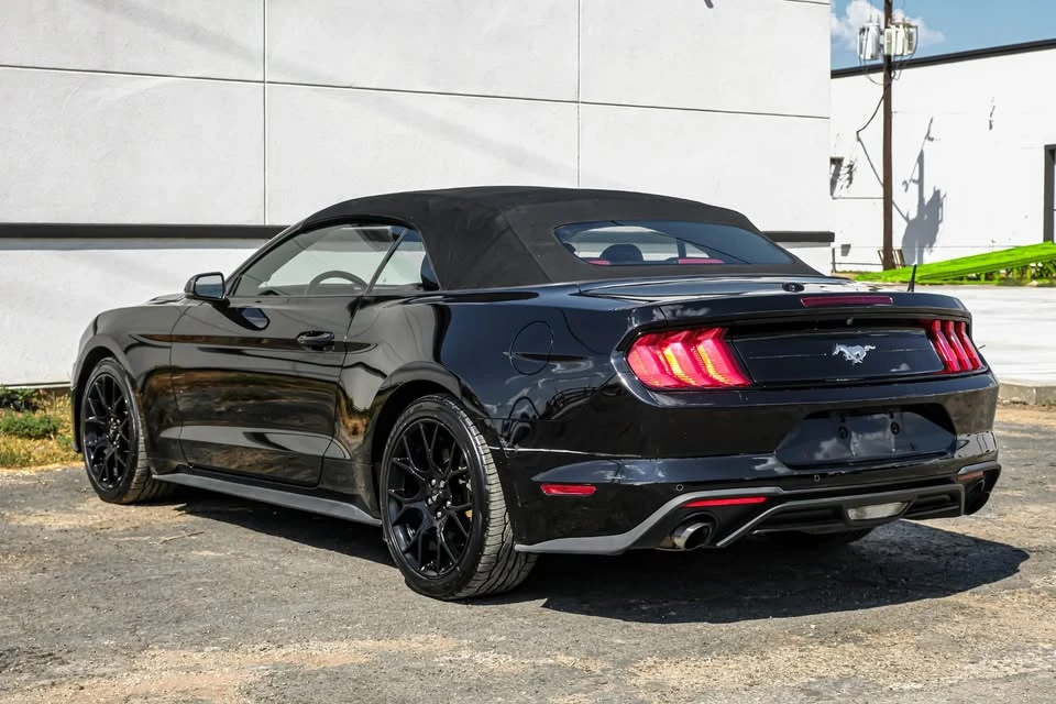 2019 Ford S550 Mustang - Image 10 of 19