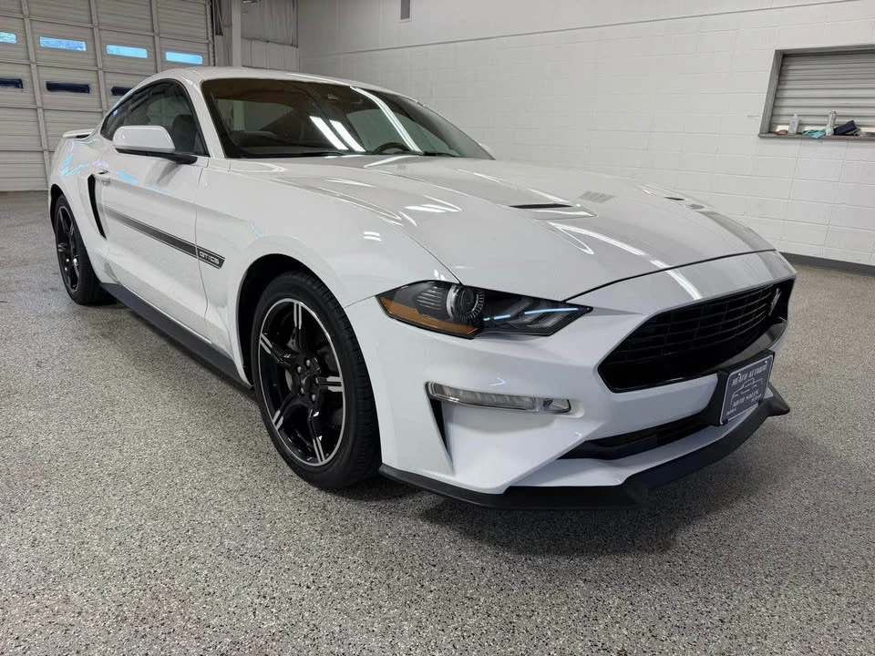 2019 Ford S550 Mustang - Image 2 of 12